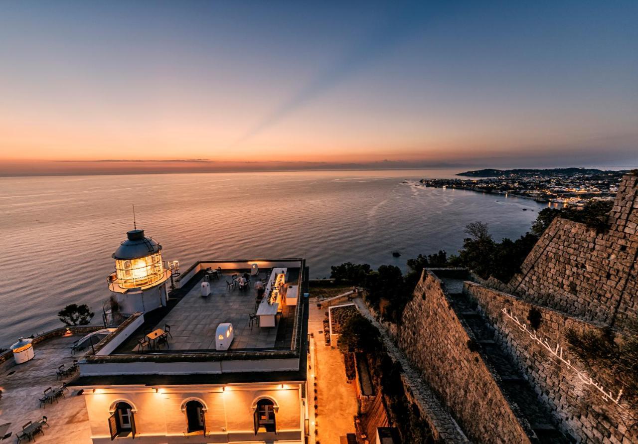 Faro Punta Imperatore Forio di Ischia Buitenkant foto